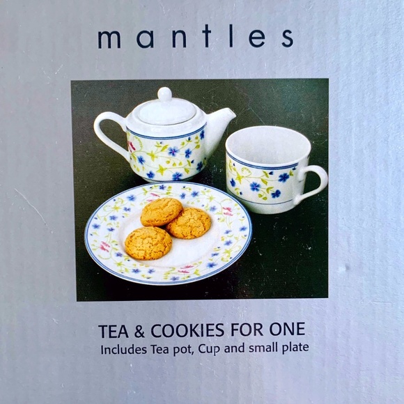 Mantles Teacup Set ceramic 4 piece NWT - Picture 3 of 3